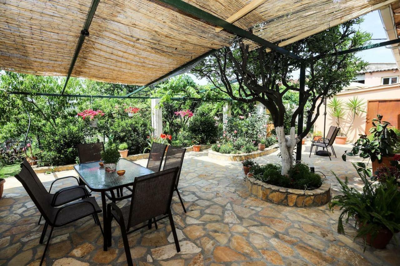 Гостевой дом Garden House Kastellani Kastellanoi  Экстерьер фото